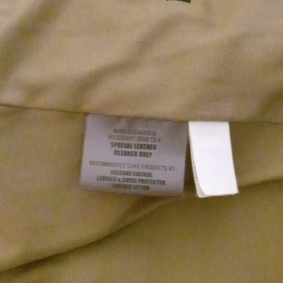 Women's med Wilson original leather jacket never worn• - Picture 3 of 4